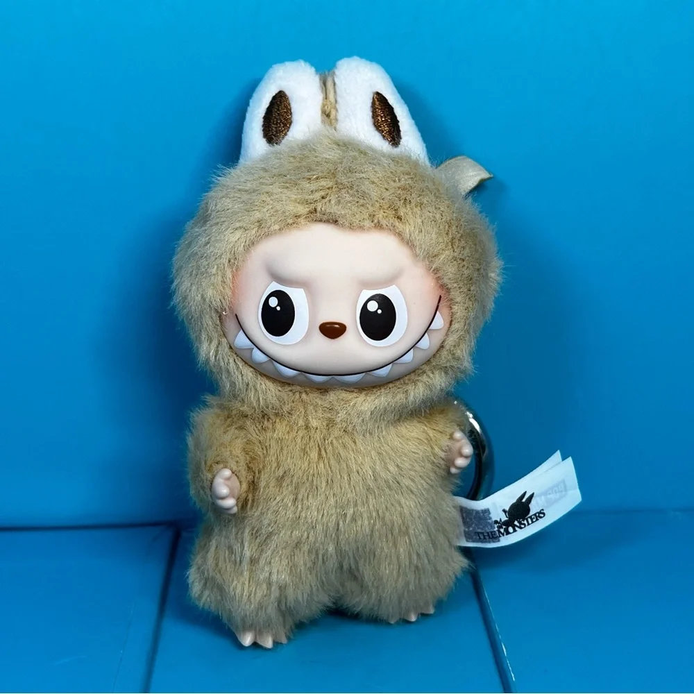 Pop Mart - The Monsters - Pin For Love Series - Labubu Vinyl Plush Pendant - S - Picture 2 of 9